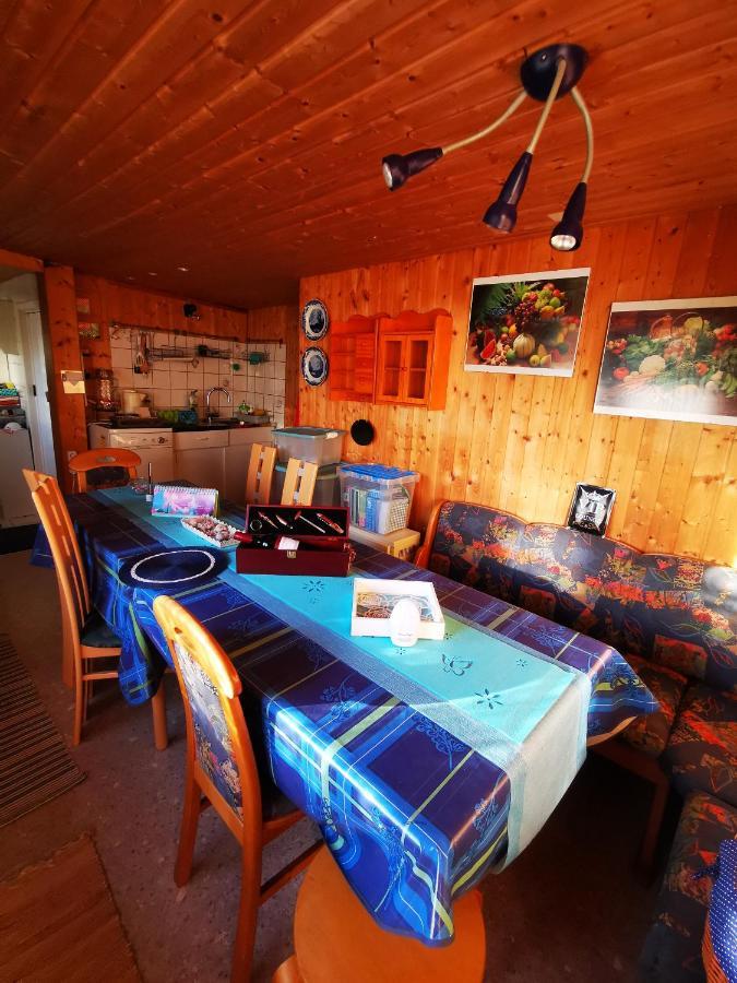 Ferienhaus mit riesen Garten, drei Terrassen, toller Aussicht am Waldrand, auch als Monteur-Wohnung Hemer Exterior foto